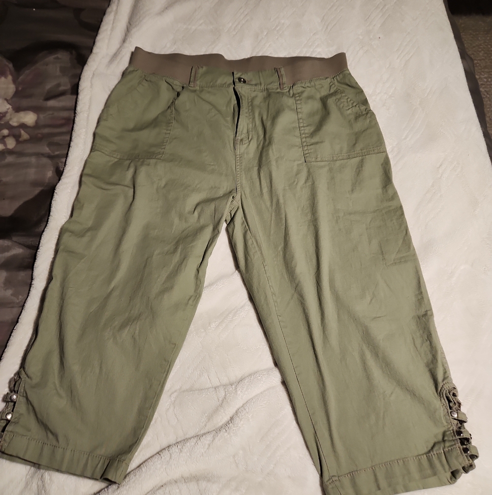 fresh Olive Green Cargo Crop Pants with Brown Waistband